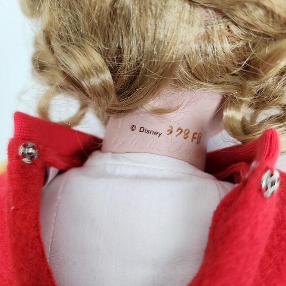 Disney 18" Cindy M McClure Sitting w/ Blonde Hair in Pooh Pajamas Porcelain Doll - Picture 8 of 11